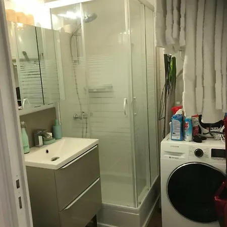Pilatre De Rosier Apartment *